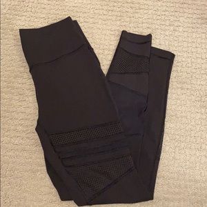 Wunder Under 28” pant